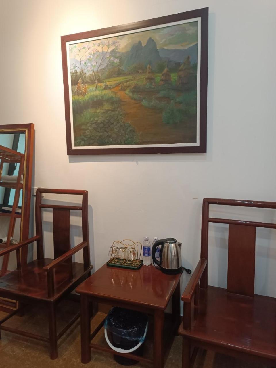 An Homestay & Hostel Motorbikes & Tours 까오방 외부 사진